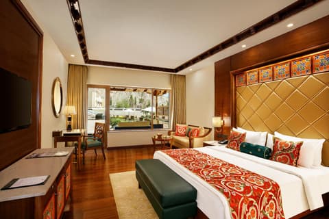 The Grand Dragon Hotel, General view