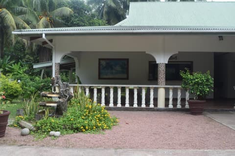 Chalet Bamboo Vert, Lobby