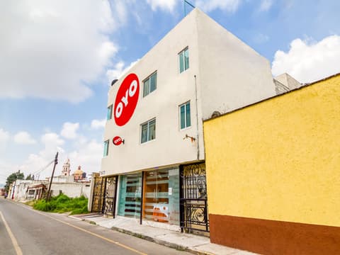 OYO Hotel Familiar Tollan, General view