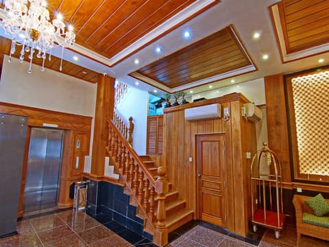 Royal Pearl Hotel, General view