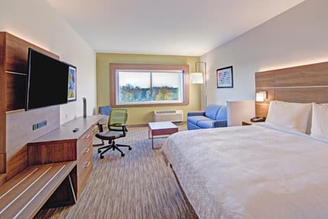 Holiday Inn Express & Suites Charlotte Southwest, Room