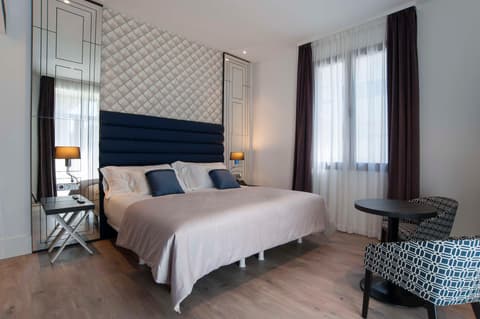 Abba San Sebastian, Room