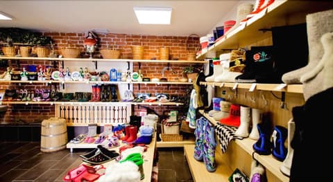 Tatarskaya Usadba, Sports and Entertainment