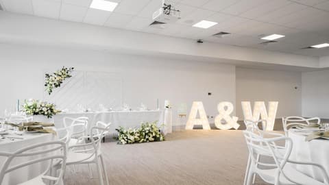 Oaks Toowoomba Hotel, Conferences