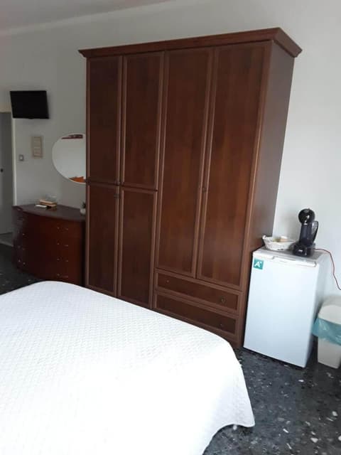 Sassi Planet, Room