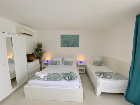 SOL CARIBE SUITES DELUXE Beach Club and Pool, Room