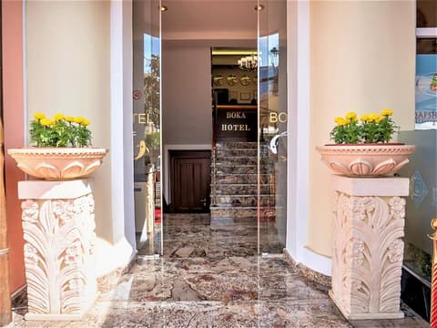 Hotel Boka, General view