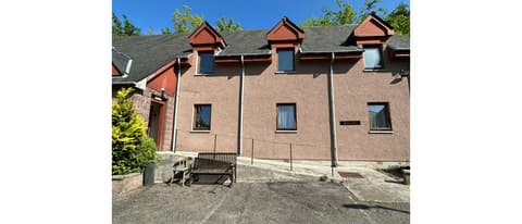 OYO Mackay's Travel Lodge Hotel, General view