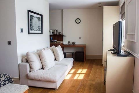 STORIES APART KULOGLU, 