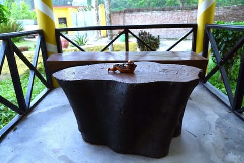 SAFARI ADVENTURE LODGE, 