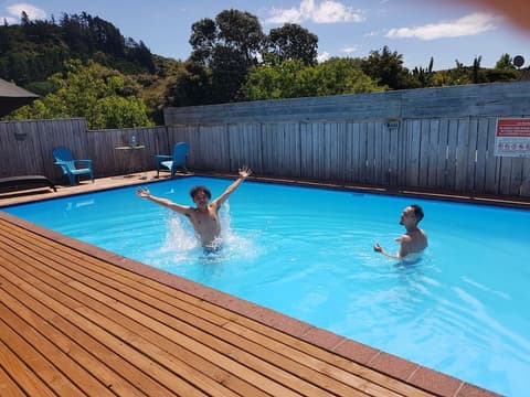 COROMANDEL COLONIAL COTTAGES MOTEL, 