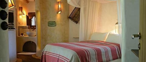 BUTTERFLY HOUSE BAHIA, 