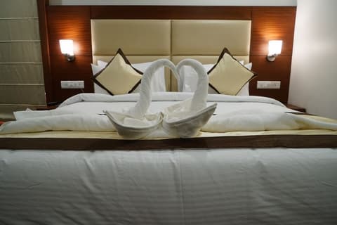 HYPHEN UJJWAL PREMIER, 