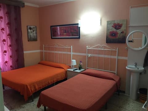 HOSTAL DIAZ, 
