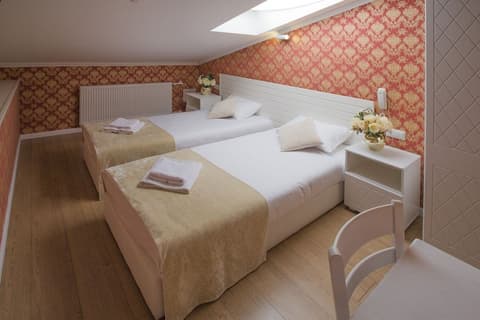 GRAND CATHERINE PALACE, 