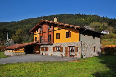 ECO HOTEL RURAL ANGIZ, 