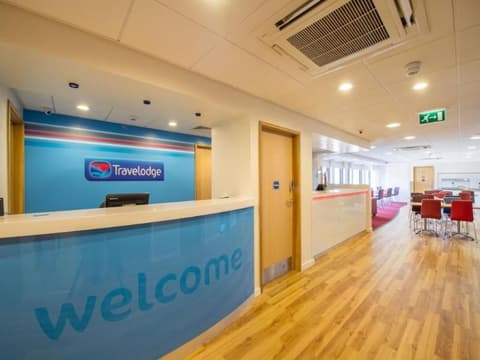 TRAVELODGE HARROGATE WEST PARK, 