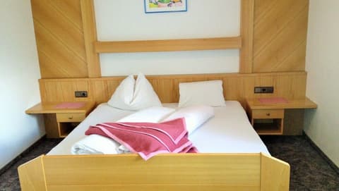 HOTEL-RESTAURANT ROSENGARTEN, 