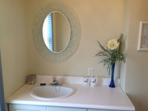 AUBERGE AU FIL DES SAISONS, 