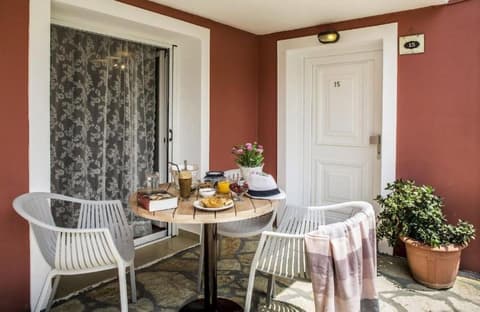 VASSILIS GUEST HOUSE, 