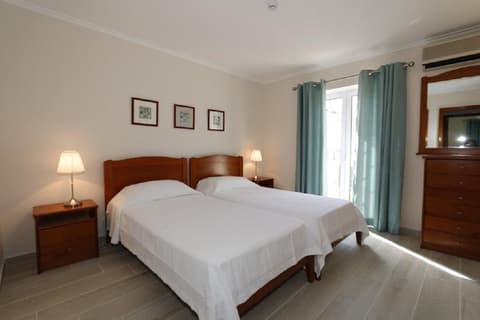 OLD VILLAGE APARTMENTS - OV INTERNATIONAL, 