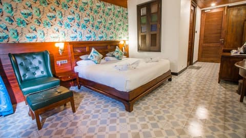 SUMMER SANDS BEACH RESORT, 