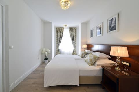 MANDUšA HERITAGE APARTMENTS, 