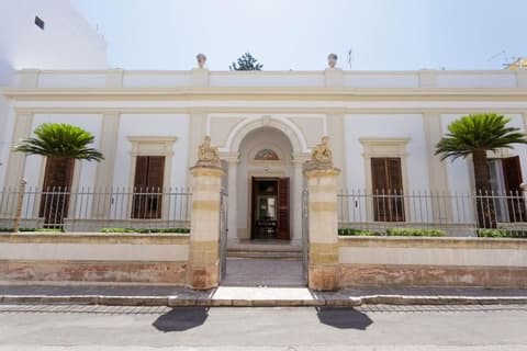 LA VILLA DEGLI ANGELI, 