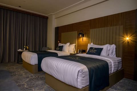 PARADISE NICE HOTEL, 