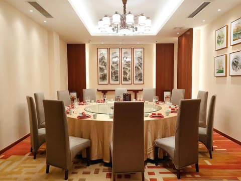 Jianguo Qianmen Beijing Hotel, 