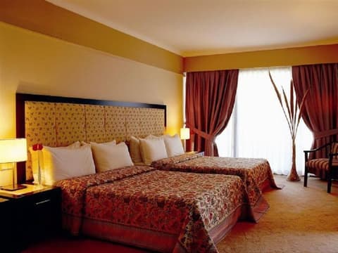 Amara Family Resort (formerly Saray Regency), 