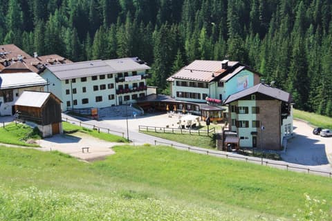 Santa Maria ad Nives, 