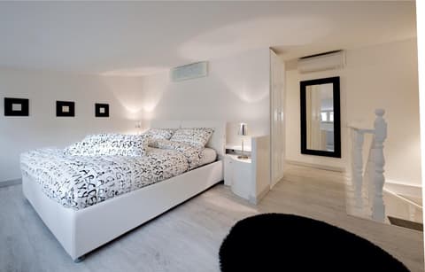 Black And White Suite, 