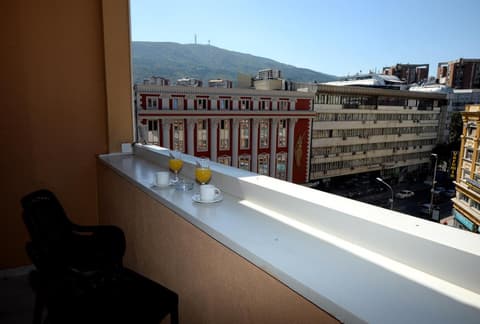 Alexandar Square Apartments, 