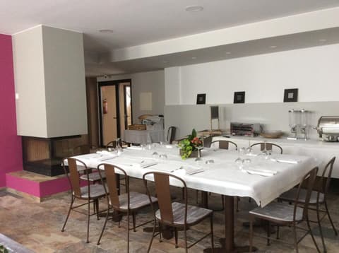 Hotel Asador O Callejón De Belchite, 