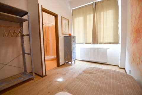 Giotto Apartments, 