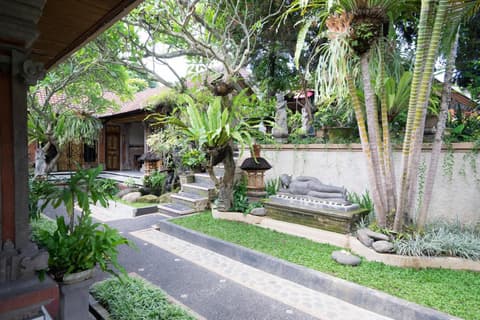 Nuaja Balinese Guest House, 