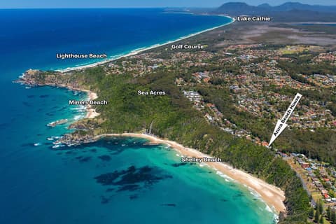 Azura Beach House B&B, 