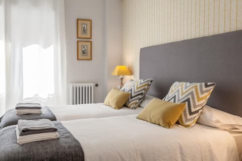 Atelier Plaza Nueva Plus, 