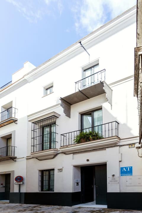 Sevilla Home Center, 