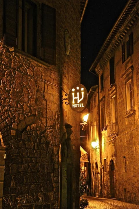 Hotel Valentino Centro Storico, 