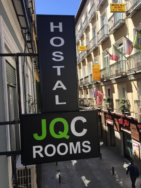 JQC Rooms, 