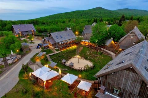 Ethno Houses Plitvice Lakes Hotel, 