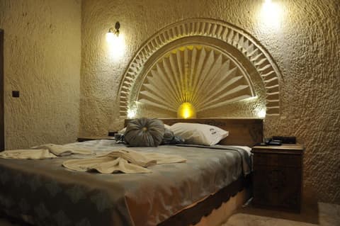 Çavuşin Cave House-Cappadocia, 
