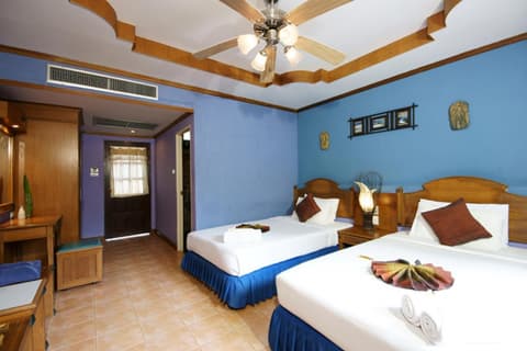 Salad Beach Resort - SHA Extra Plus, 