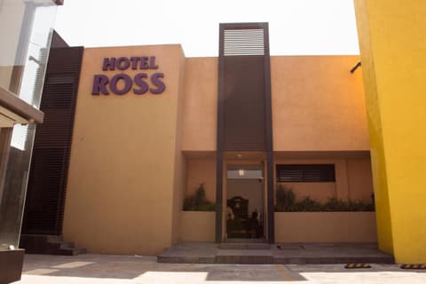 Hotel Ross, 
