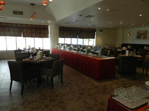 Sun & Sands Sea View Hotel, 