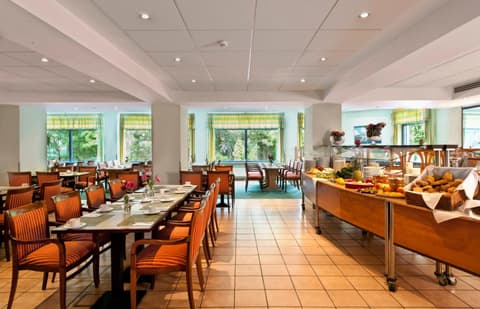 Good Morning + Berlin City East, 