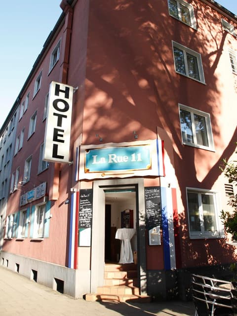 Stadt-gut-Hotel Rheinischer Hof, 