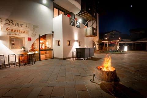 Hotel Castel Pietra, 